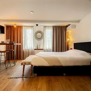 Guest house Madrid, Maastricht
