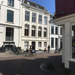 De Verrassing Bed & Breakfast Utrecht